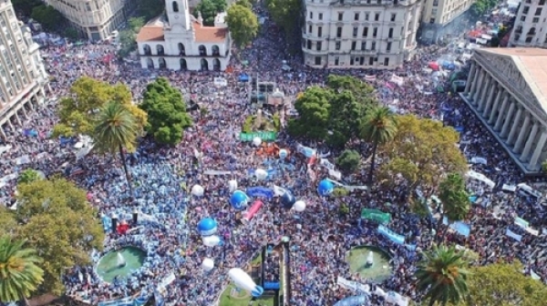 "La llave para destrabar el conflicto docente la tiene el Gobierno, no los trabajadores"