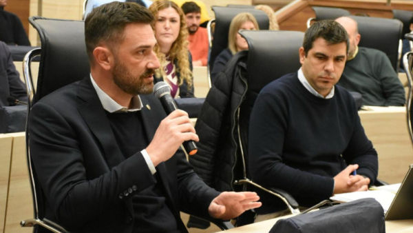 Rosario: Estévez participó de la Audiencia Pública en el Concejo Municipal por la situación del arroyo Ludueña