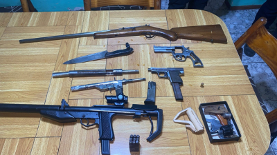 Discusión familiar terminó con el hallazgo de un arsenal