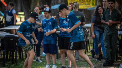 El Grupo Aprendiendo realizará un "Fiestón Ochentoso" para recaudar fondos destinados a sus atletas