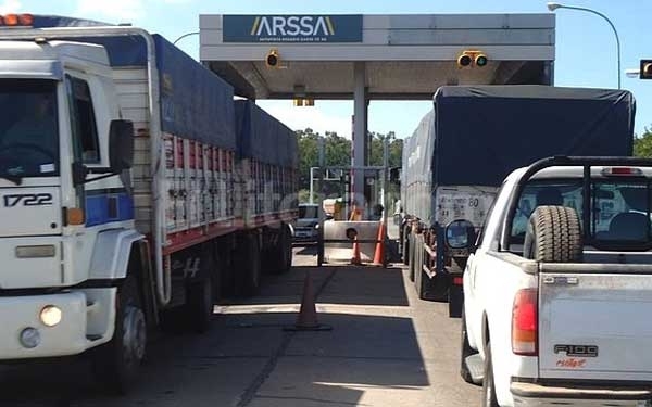 Lo que ni Moyano: 4 mil pesos de bono de fin de año para trabajadores de peajes