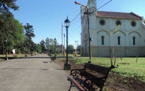 Fueron inauguradas las obras de la Plaza y la Peatonal 
