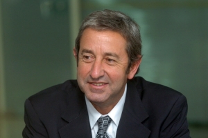 Cobos arranca su campaña y se reunirá con Binner en agosto