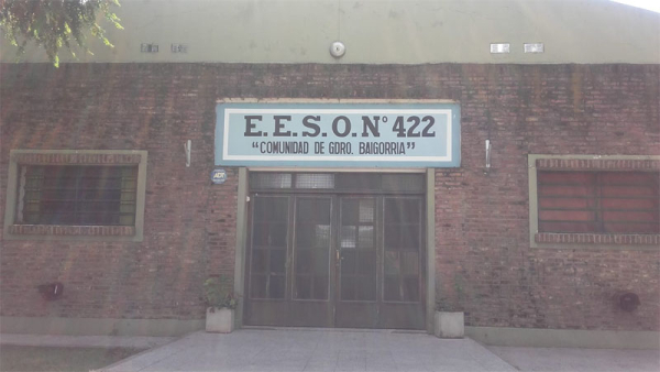 Pibes de la escuela 422 se trenzaron en una pelea