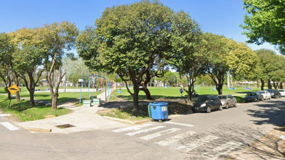 Queja de vecinos por ruidos molestos durante actividades religiosas en la plaza 25 de mayo