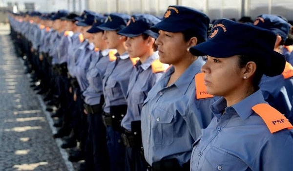 400 policías comunitarios más para Rosario