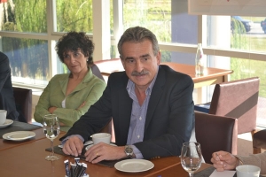 “Mientras Bonfatti se queja, Fein se reúne con 2 ministros nacionales en 48 horas”