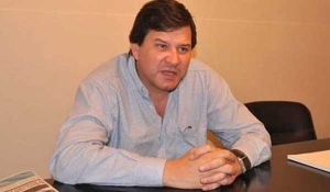 Spinozzi se suma los reclamos por Monticas