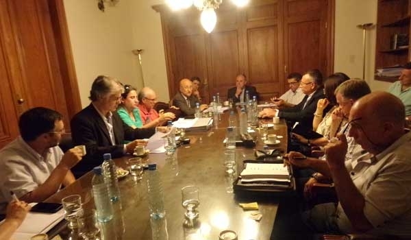 Henn ratificó la voluntad de acompañar a los municipios