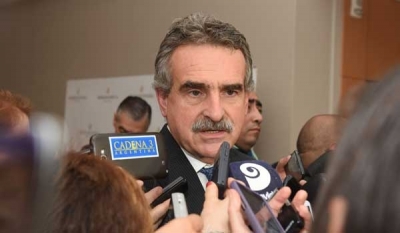 Rossi: “Los jubilados cobrarán un 50 por ciento menos”