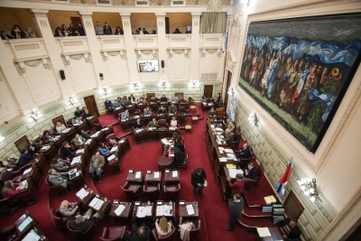 Diputados aprobaron iniciativas relacionadas con profesionales de la salud, electrificación rural, y bomberos