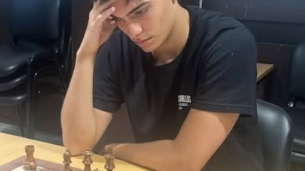 Joven ajedrecista busca apoyo para representar a Argentina en Panamericano