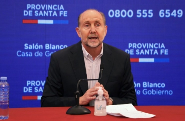 El gobernador Omar Perotti oficializó la creación del boleto educativo gratuito en el ámbito de la provincia