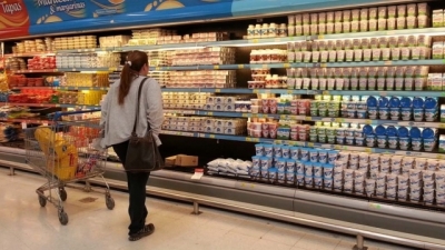 El concejal Minetti propuso que trabajadores municipales colaboren en los supermercados