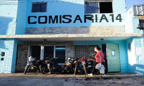 Denuncian torturas policiales a un menor por ser “zurdo”