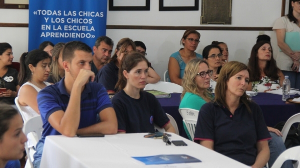 Más de 1000 docentes y estudiantes ya participaron de "Todos los chicos y las chicas en la escuela"