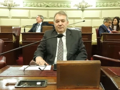 Real propone la actualización de subsidios para servicios de sepelios