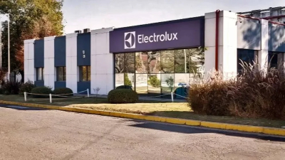 Electrolux deja de producir heladeras y despedirá personal en Rosario