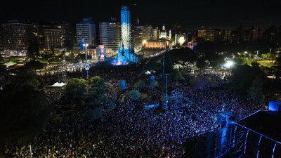 Más 350.000 personas celebraron el Día de la Bandera
