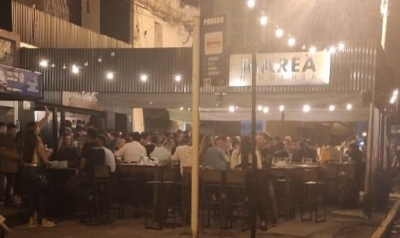 Clausuran bar por incumplir protocolo y agredir a inspectores